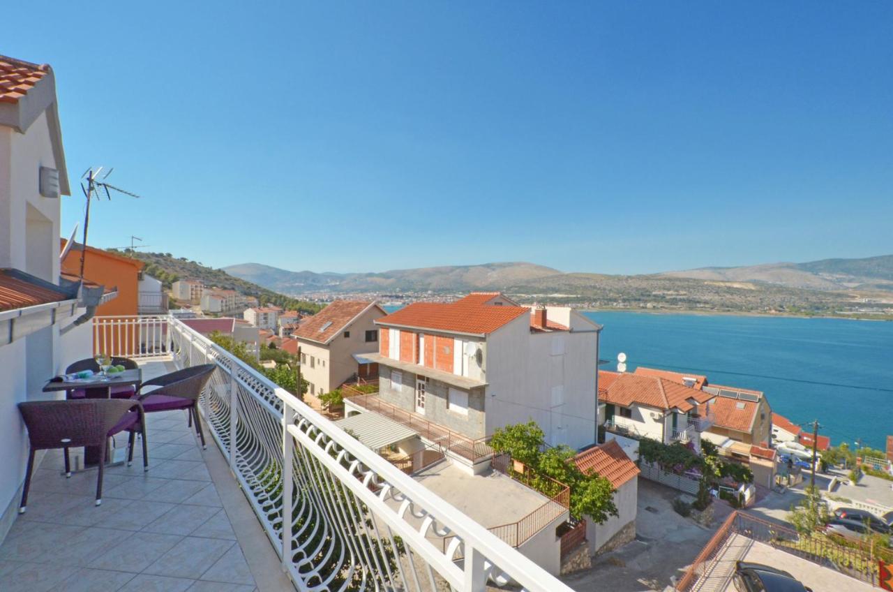 Apartments Pitesa Trogir Exterior foto
