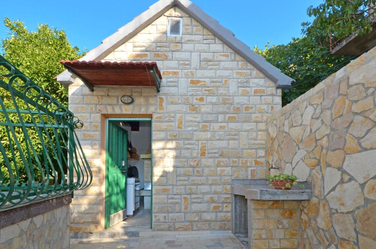 Apartments Pitesa Trogir Exterior foto